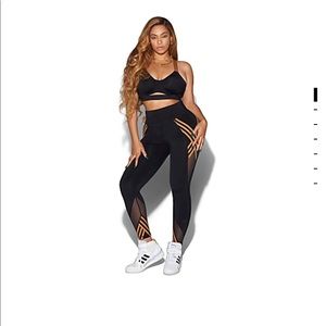 *SOLD* Ivy Park 3 stripe tights